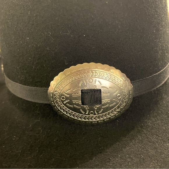 ARLIN Woman's Black Wool Oval Silver Tone Concho Western Southwest Hat - Picture 9 of 12